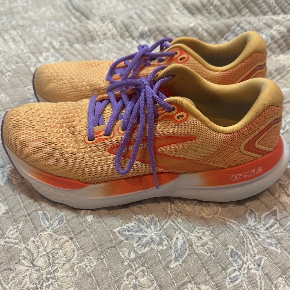 Womens Brooks Glycerin 21 Size 9.5